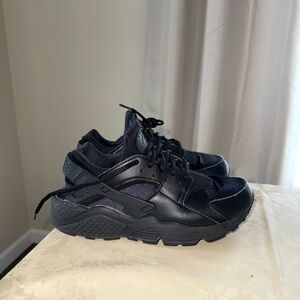 Nike Black huarache Sneakers